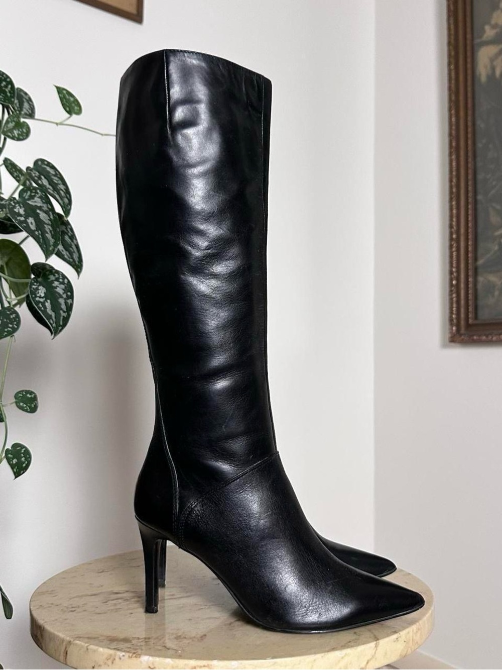 Vintage 90s early 2000s long tall knee high, high heel, pointed toe black boots